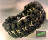 Armband aus Paracord mit Muttern Inox A2