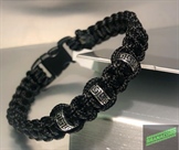Paracord -Armband mit Nepal Perlen