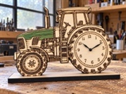 Traktorenuhr aus Holz – Geschenk für...